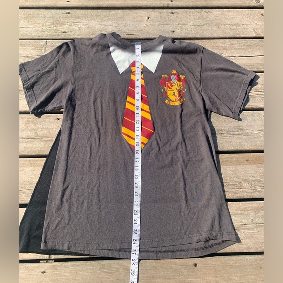 Harry Potter Gryffindor Costume T-Shirt with Cape - Grey/Multi - Unisex L/G - Picture 8 of 8